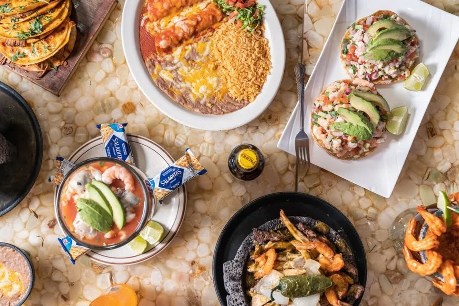 Lunch spread at Puerto Azul