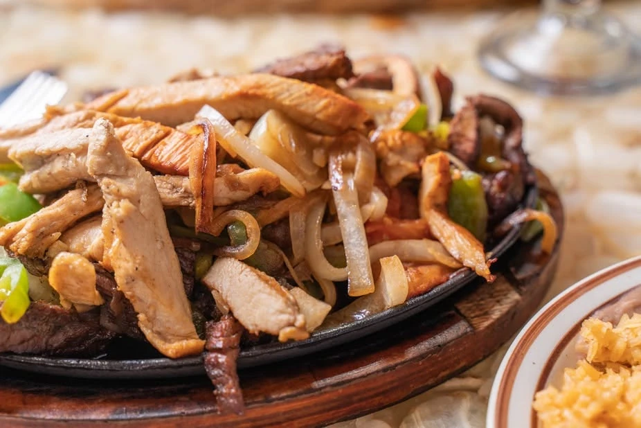 Fajitas with grilled peppers